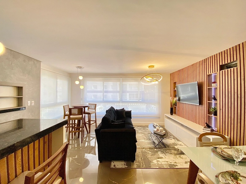 Apartamento mobiliado e decorado no Navegantes em 60x: 1ª foto da galeria de imagens do imóvel