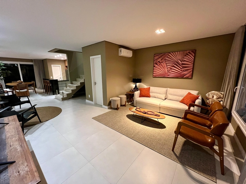 CASA EM CONDOMINIO FECHADO: 1ª foto da galeria de imagens do imóvel