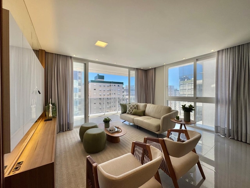 LUXO, CONFORTO E INFRAESTRUTURA PARA TODA FAMILIA!: 3ª foto da galeria de imagens do imóvel