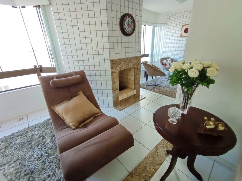 A UMA QUADRA DO MAR NO CENTRO DE CAPÃO: 8ª foto da galeria de imagens do imóvel