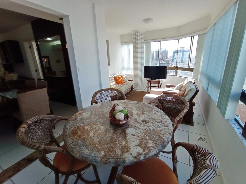 A UMA QUADRA DO MAR NO CENTRO DE CAPÃO: 9ª foto da galeria de imagens do imóvel