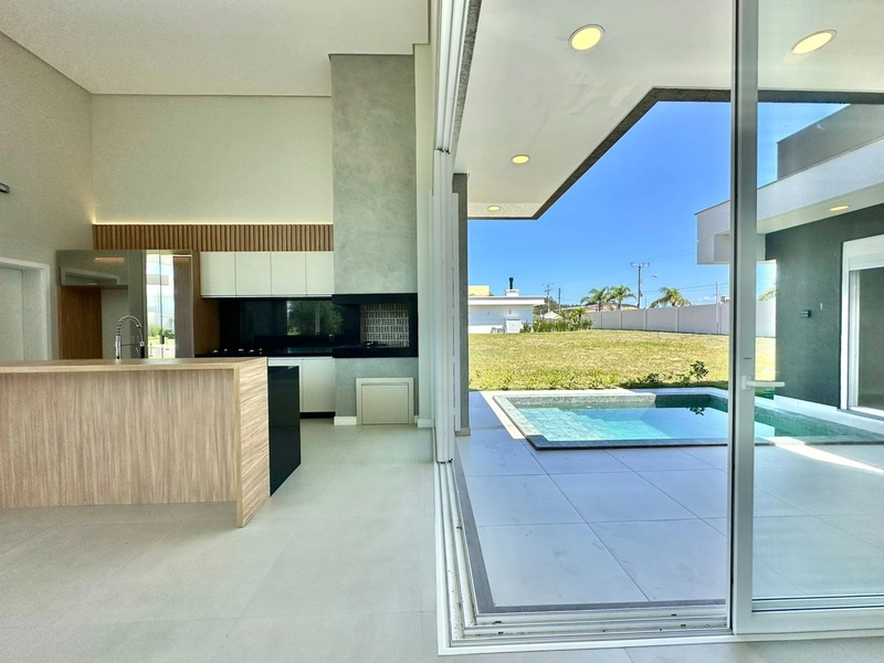CASA EM CONDOMÍNIO FECHADO!: 10ª foto da galeria de imagens do imóvel