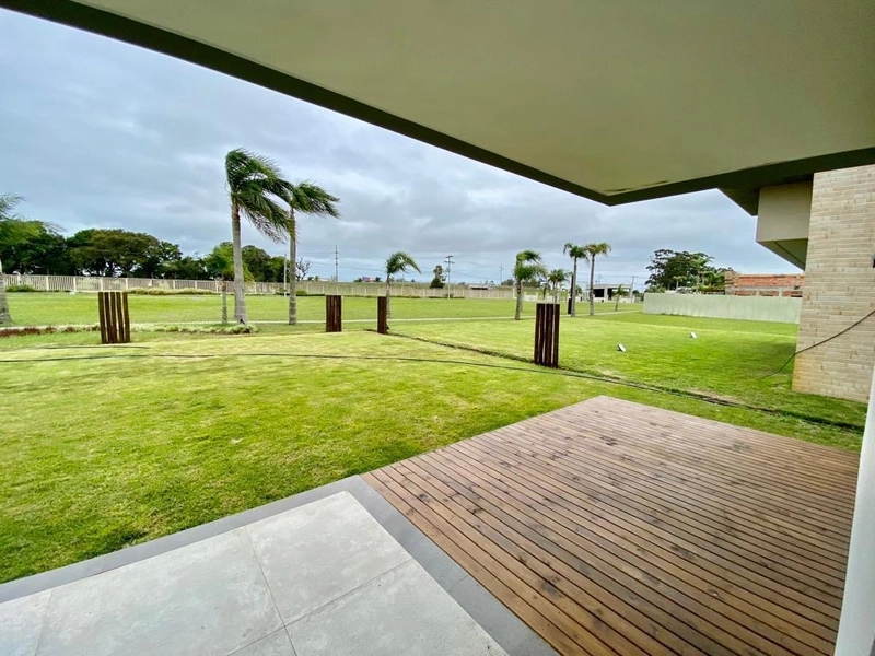 Casa à Beira da Lagoa no Condomínio Capão Ilhas – Sofisticação e Exclu: 12ª foto da galeria de imagens do imóvel