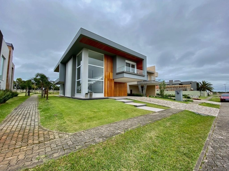 Casa à Beira da Lagoa no Condomínio Capão Ilhas – Sofisticação e Exclu: 4ª foto da galeria de imagens do imóvel