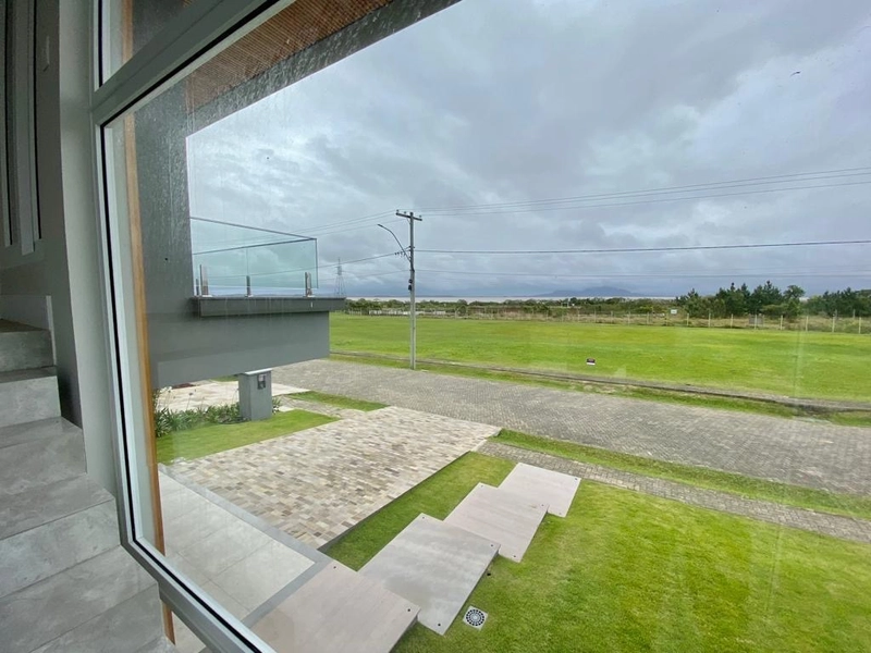Casa à Beira da Lagoa no Condomínio Capão Ilhas – Sofisticação e Exclu: 20ª foto da galeria de imagens do imóvel