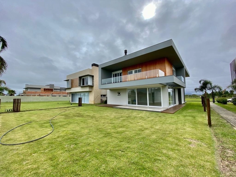 Casa à Beira da Lagoa no Condomínio Capão Ilhas – Sofisticação e Exclu: 11ª foto da galeria de imagens do imóvel