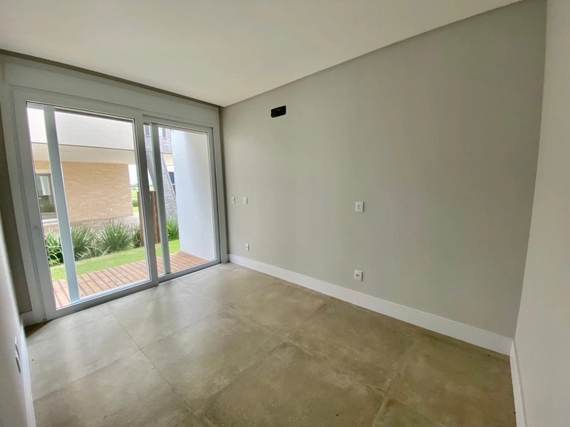 Casa à Beira da Lagoa no Condomínio Capão Ilhas – Sofisticação e Exclu: 21ª foto da galeria de imagens do imóvel