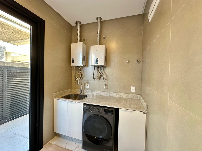 MAGNIFICA CASA EM CONDOMINIO FECHADO EM CAPÃO DA CANOA: 13ª foto da galeria de imagens do imóvel