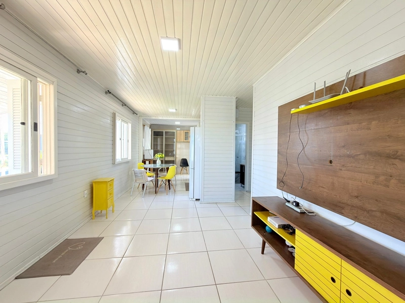 CASA À VENDA, LADO MAR   BAIRRO ARAÇÁ !!  TERRENO INTEIRO 15x30m2: 4ª foto da galeria de imagens do imóvel