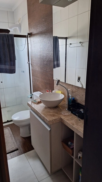 CASA DE ESQUINA mobiliada, laje 3 dormitórios, sendo 2 suites e demais: 9ª foto da galeria de imagens do imóvel