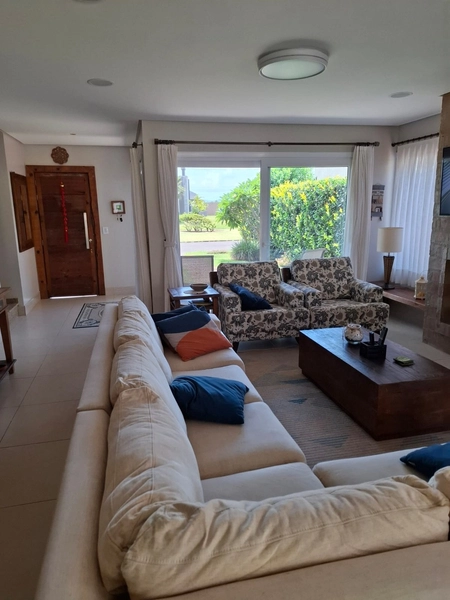 sobrado mobiliado, condo beira mar: 5ª foto da galeria de imagens do imóvel