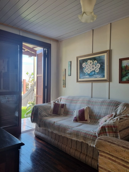 CASA SUPER CONSERVADA- mobiliada,: 11ª foto da galeria de imagens do imóvel