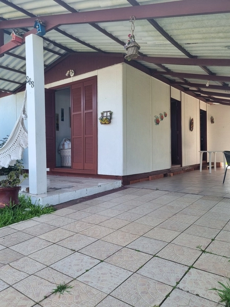 CASA SUPER CONSERVADA- mobiliada,: 3ª foto da galeria de imagens do imóvel