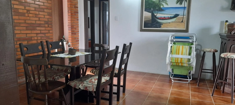 CASA DE ESQUINA 3 dormitórios, proximo do mar: 14ª foto da galeria de imagens do imóvel