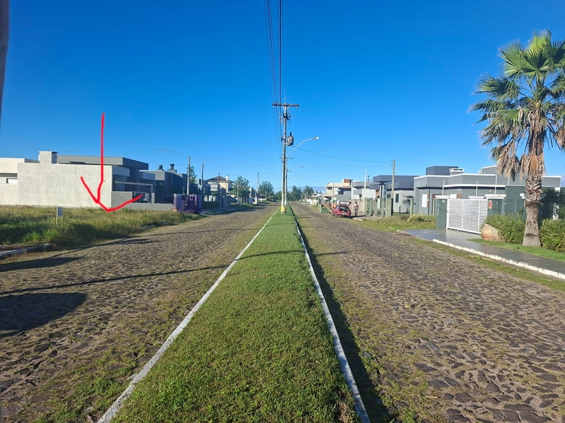 TERRENO NA AV. CANANEIA, PROX. AO CENTRO: 3ª foto da galeria de imagens do imóvel