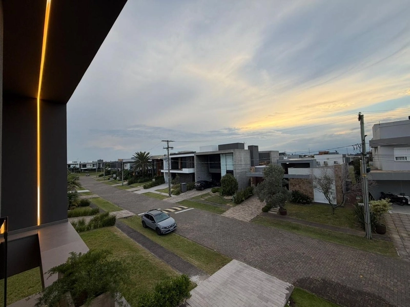 CASA 2 PISOS - com 5 suites,sendo uma terrea,: 38ª foto da galeria de imagens do imóvel