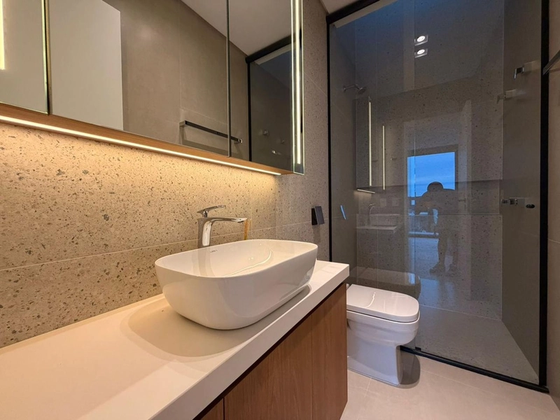 CASA 2 PISOS - com 5 suites,sendo uma terrea,: 20ª foto da galeria de imagens do imóvel