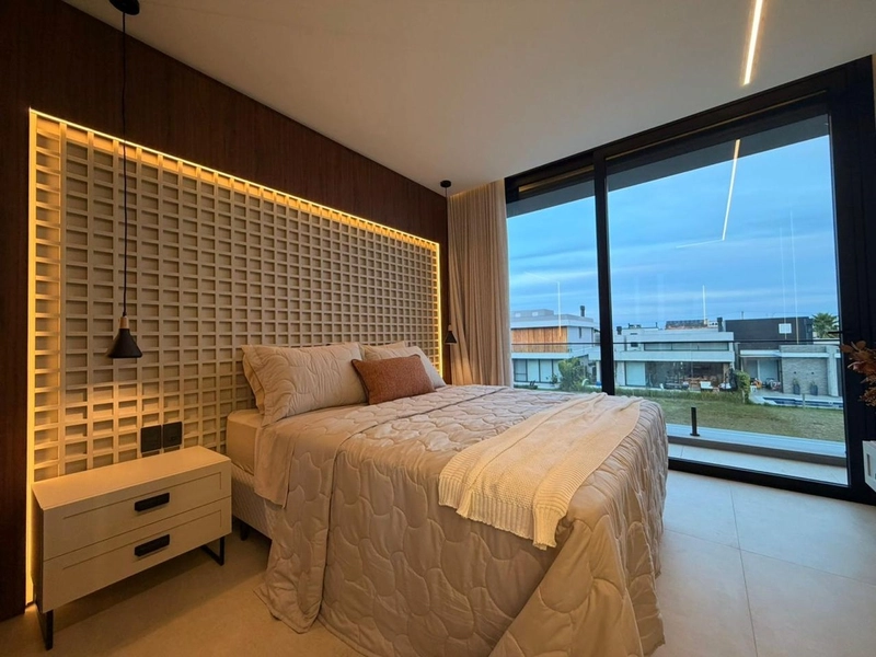 CASA 2 PISOS - com 5 suites,sendo uma terrea,: 29ª foto da galeria de imagens do imóvel