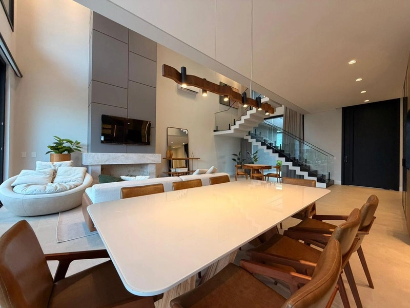 CASA 2 PISOS - com 5 suites,sendo uma terrea,: 15ª foto da galeria de imagens do imóvel