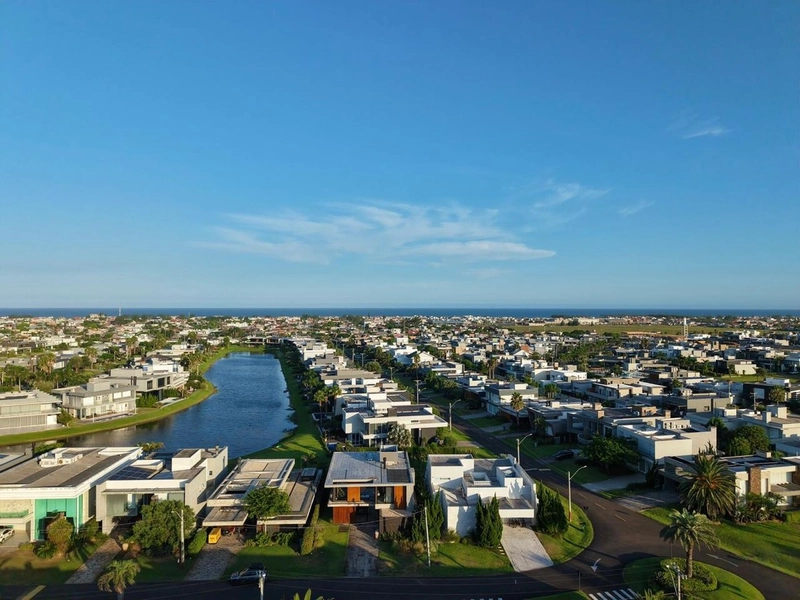 CASA EXCEPCIOAL NO ENSEADA- 5 suites: 7ª foto da galeria de imagens do imóvel