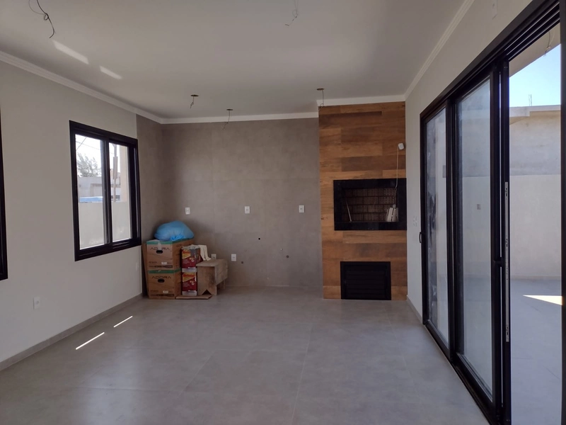 CASA NOVA COM PISCINA -área central da praia: 8ª foto da galeria de imagens do imóvel