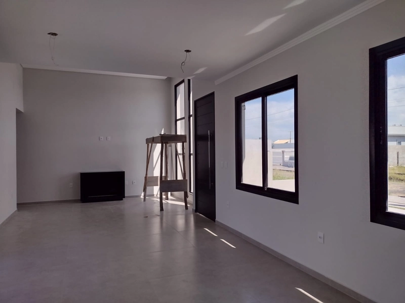 CASA NOVA COM PISCINA -área central da praia: 7ª foto da galeria de imagens do imóvel