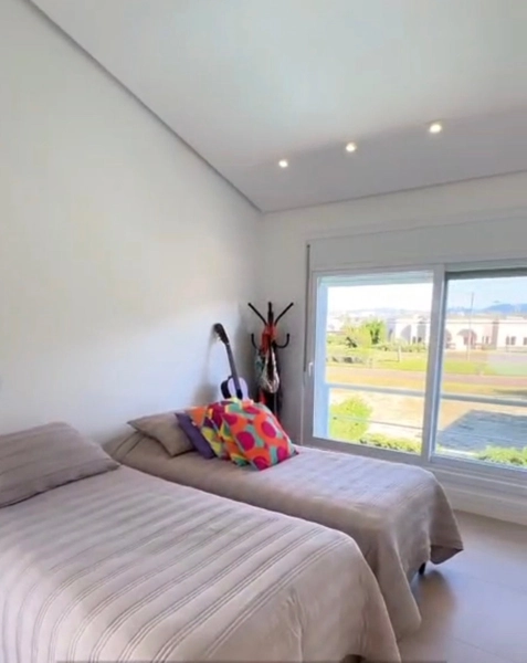 SOBRADO MODERNO BEIRA MAR 5 SUITES E PISCINA: 20ª foto da galeria de imagens do imóvel