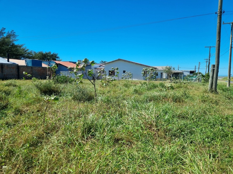 terreno 80m do mar pe na areia praticamente: 2ª foto da galeria de imagens do imóvel