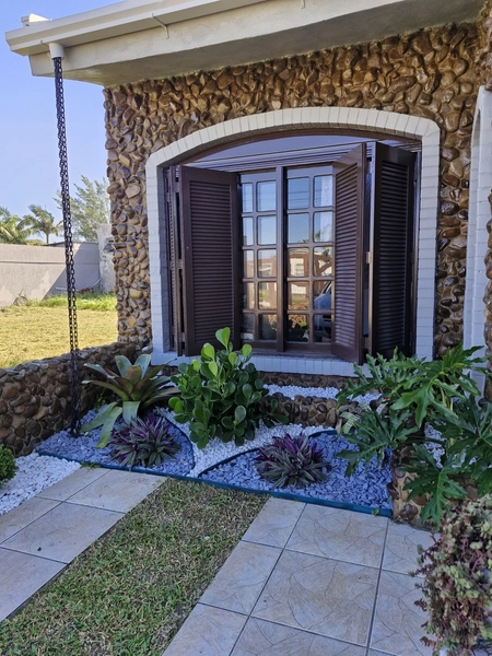 CASA DE ESQUINA COM 3 DORMITORIOS SENDO 1 SUITE: 3ª foto da galeria de imagens do imóvel