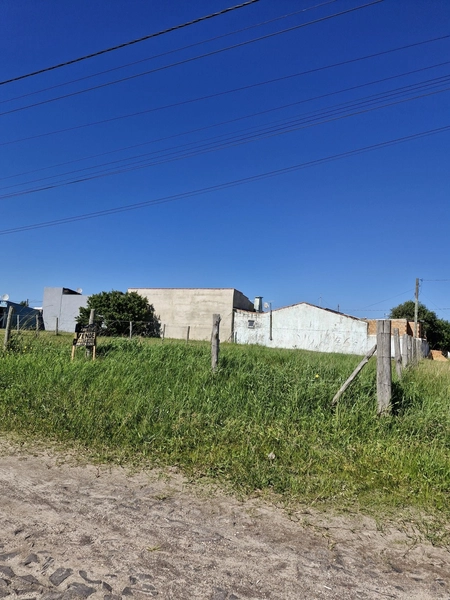 excelente terreno esquina 15x25 total 375m2: 2ª foto da galeria de imagens do imóvel