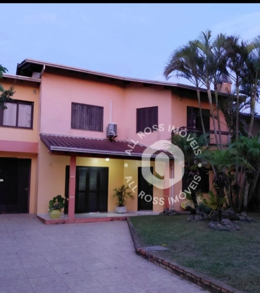 CASA 2 PISOS, MOBILIADA E DECORADA, AMPLA E CONFORRTÁVEL: 1ª foto da galeria de imagens do imóvel