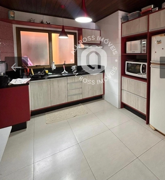 CASA 2 PISOS, MOBILIADA E DECORADA, AMPLA E CONFORRTÁVEL: 7ª foto da galeria de imagens do imóvel