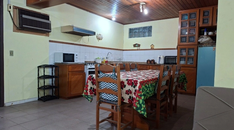 CASA 3 dormitórios com 1 suite,  demais peças.: 16ª foto da galeria de imagens do imóvel