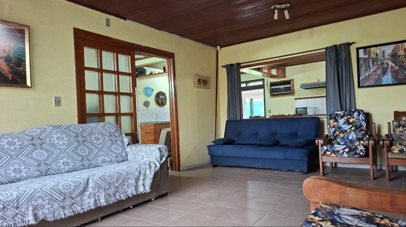 CASA 3 dormitórios com 1 suite,  demais peças.: 4ª foto da galeria de imagens do imóvel