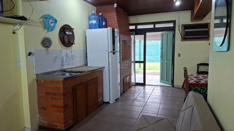 CASA 3 dormitórios com 1 suite,  demais peças.: 13ª foto da galeria de imagens do imóvel