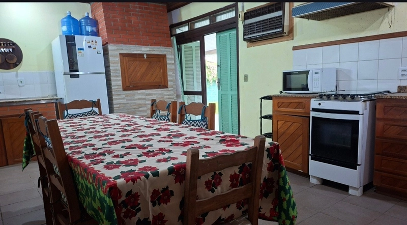 CASA 3 dormitórios com 1 suite,  demais peças.: 15ª foto da galeria de imagens do imóvel