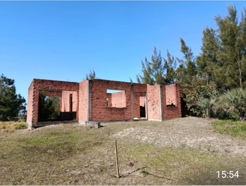 CASA/TERRENO - com planta aprovada e obra iniciada: 2ª foto da galeria de imagens do imóvel