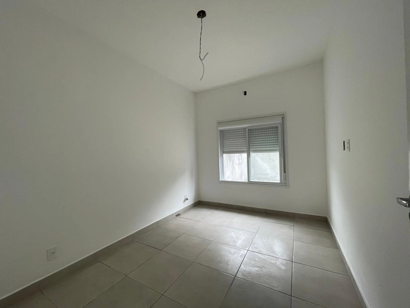 CASA NOVA - av. paragussu, area central: 5ª foto da galeria de imagens do imóvel