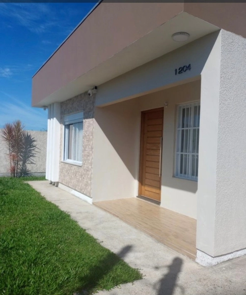 casa frente leste, bem conservada: 3ª foto da galeria de imagens do imóvel