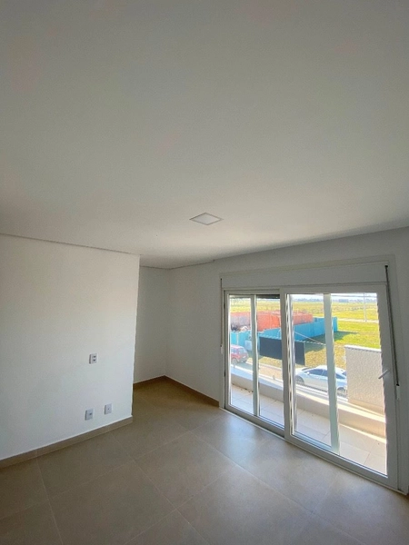 XANGRI-LÁ - bairro nobre - Sobrado com 3 dormitórios (1 suíte): 10ª foto da galeria de imagens do imóvel