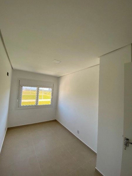 XANGRI-LÁ - bairro nobre - Sobrado com 3 dormitórios (1 suíte): 7ª foto da galeria de imagens do imóvel