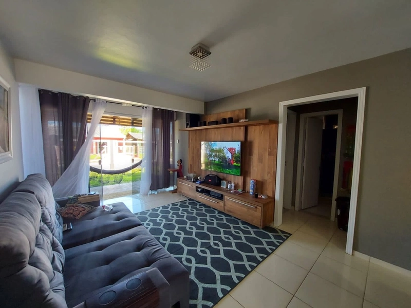 casa em rainha do mar com 2 dormitórios (1 suíte) e demais peças.: 6ª foto da galeria de imagens do imóvel