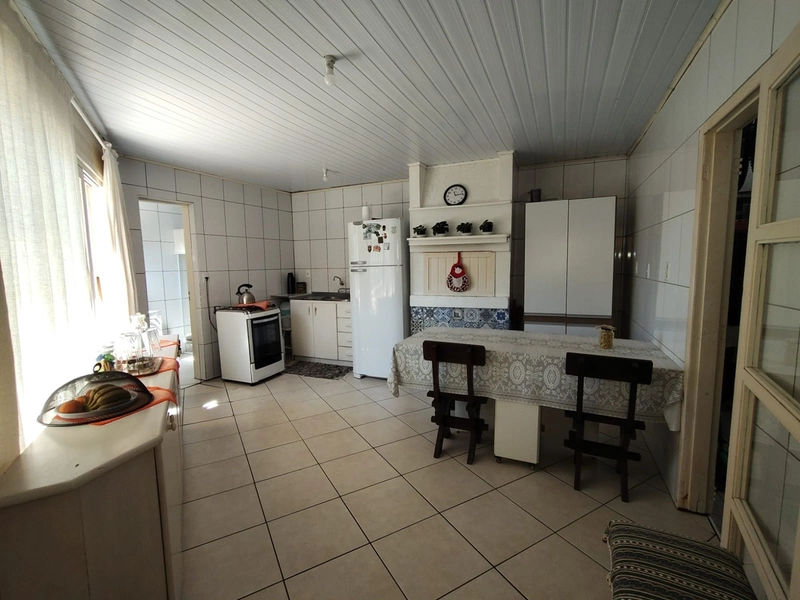 Casa em região de moradores: 2ª foto da galeria de imagens do imóvel