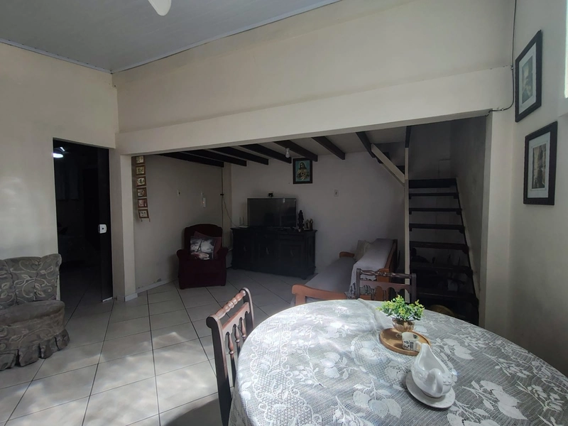 Casa em região de moradores: 6ª foto da galeria de imagens do imóvel