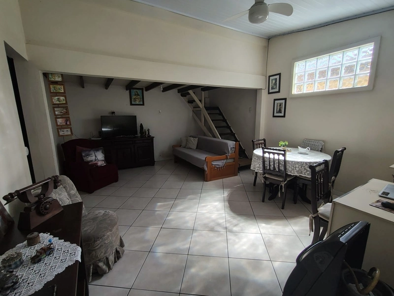 Casa em região de moradores: 7ª foto da galeria de imagens do imóvel