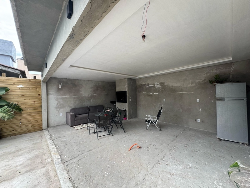 Casa com ótimo padrão em região de moradores: 15ª foto da galeria de imagens do imóvel