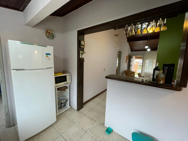 Casa de 2 dormitórios em condomínio com infraestrutura: 4ª foto da galeria de imagens do imóvel