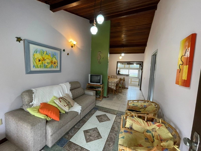 Casa de 2 dormitórios em condomínio com infraestrutura: 1ª foto da galeria de imagens do imóvel