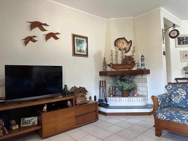 Linda casa com piscina, próxima ao mar: 11ª foto da galeria de imagens do imóvel