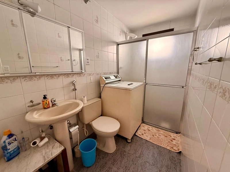 Casa 3 dormitórios próxima ao mar e ao comércio: 33ª foto da galeria de imagens do imóvel